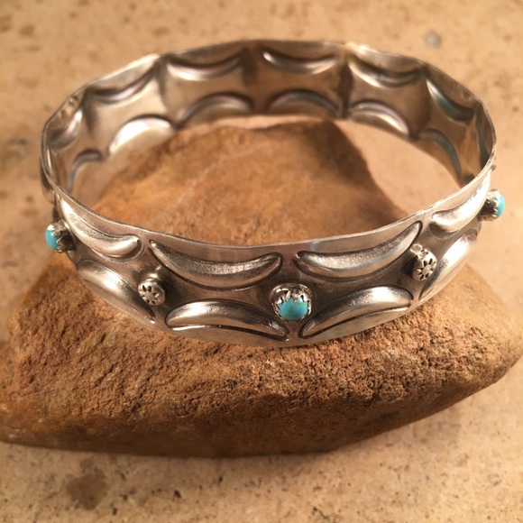 Tim Yazzie Navajo Turquoise And Sterling Bangle - Picture 2 of 4